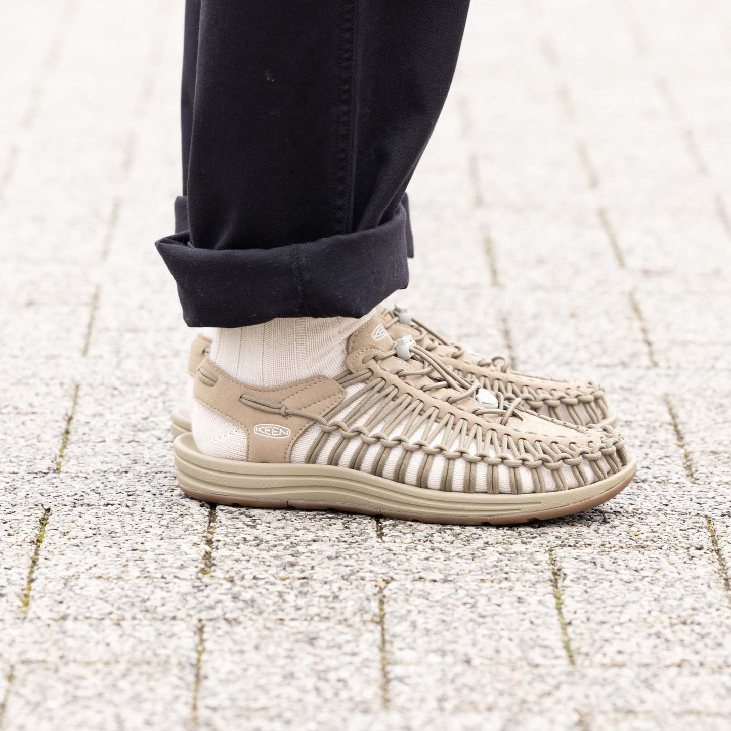 Keen Online | Men's UNEEK Sneaker Timberwolf/Plaza Taupe