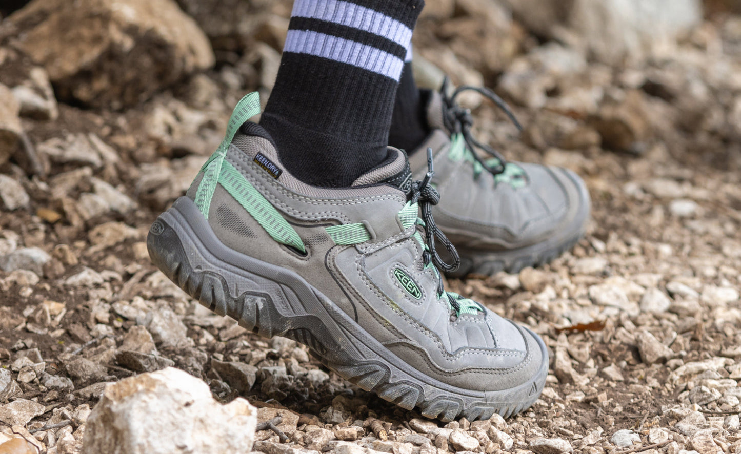 Keen US | Women's Targhee IV Waterproof Hiking Shoe Brindle/Nostalgia Rose