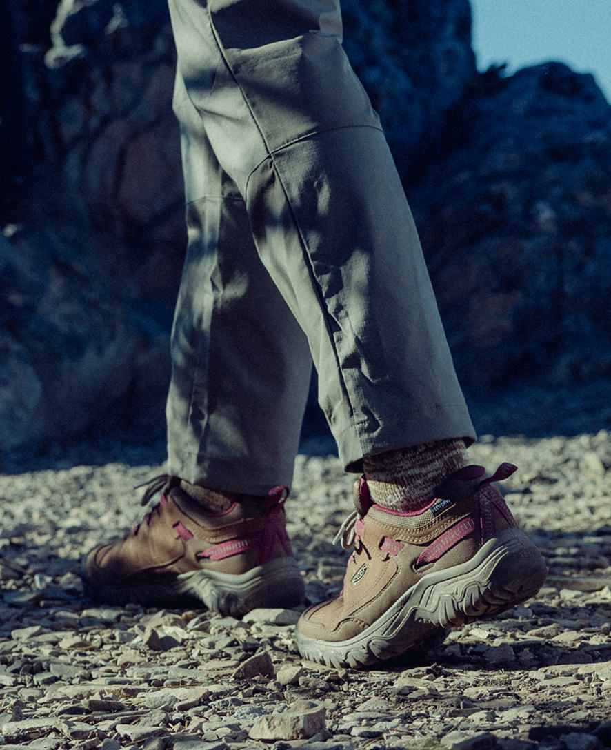 Keen Online | Women's Targhee IV Wide Waterproof Hiking Shoe Alloy/Granite Green