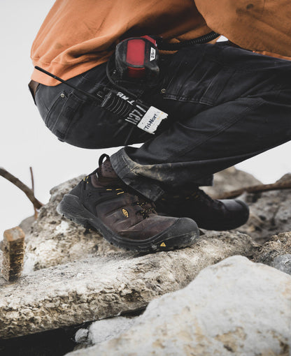 Keen US | Men's Dover 6" Waterproof (Carbon Toe) Dark Earth/Black