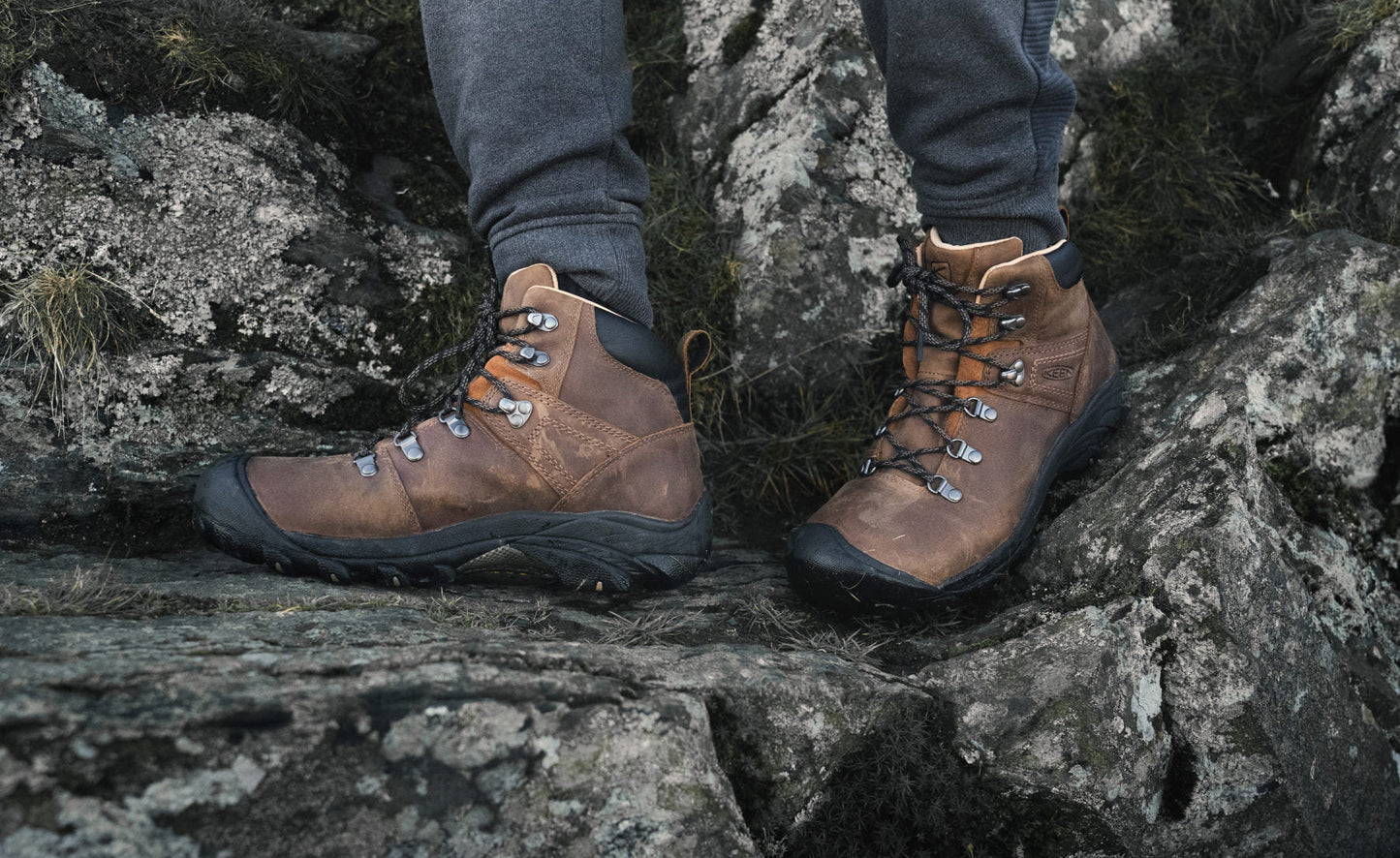Keen Online | Men's Pyrenees Waterproof Hiking Boot Syrup