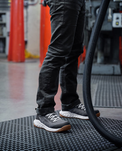 Keen On sale | Men's Arvada Shift Work Sneaker (Carbon Toe) Martini Olive/Black