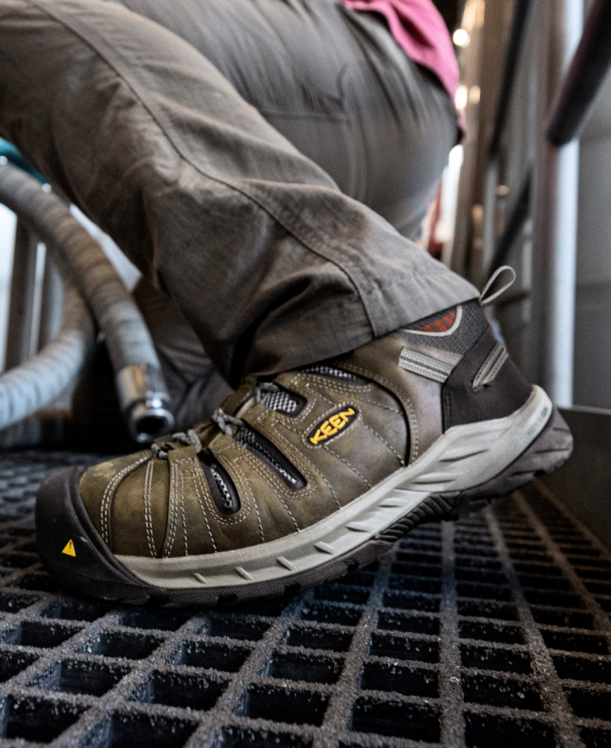 Keen Discount | Men's Flint II (Steel Toe) Shitake/Rust