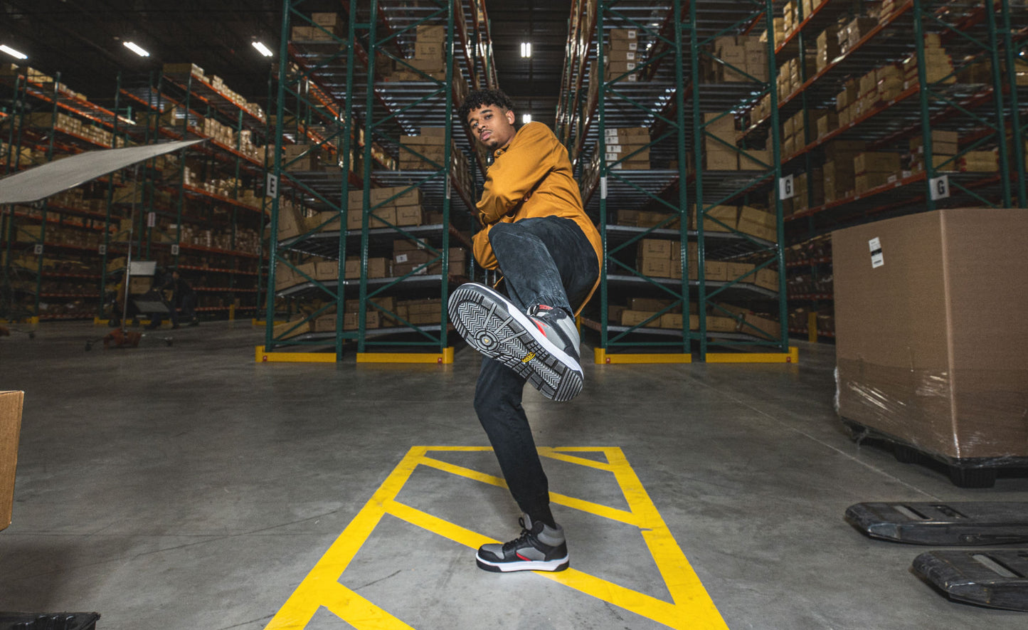 Keen Outlet | Men's Overton Mid Work Shoe (Carbon Toe) Steel Grey/Black