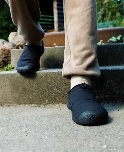 Keen New | Men's Howser III Slide Black/Black Recycled