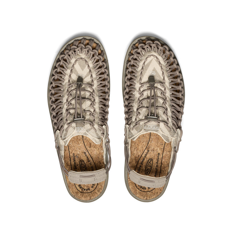 Keen US | All Gender UNEEK II Convertible Canvas Sneaker Brindle/Natural