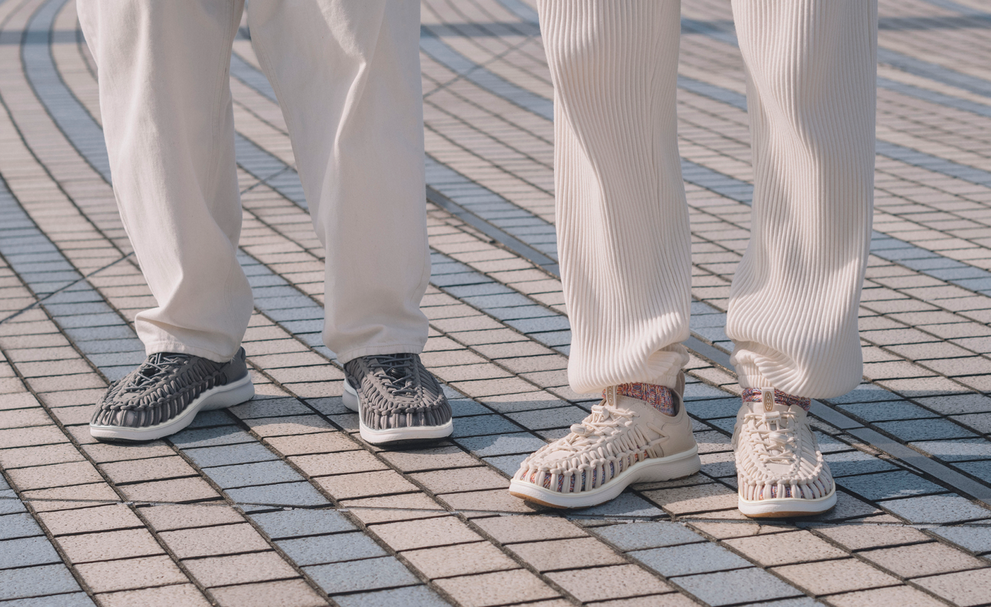 Keen Near Me | Men's UNEEK O3 Sneaker Sandal Birch/Star White