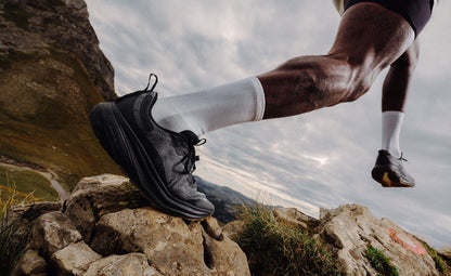 Keen US | Men's Roam Trail Running Shoe Black/Black