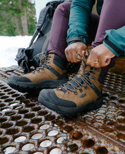 Keen Near Me | Men's Revel IV Polar Waterproof Boot Black/Lemon Curry