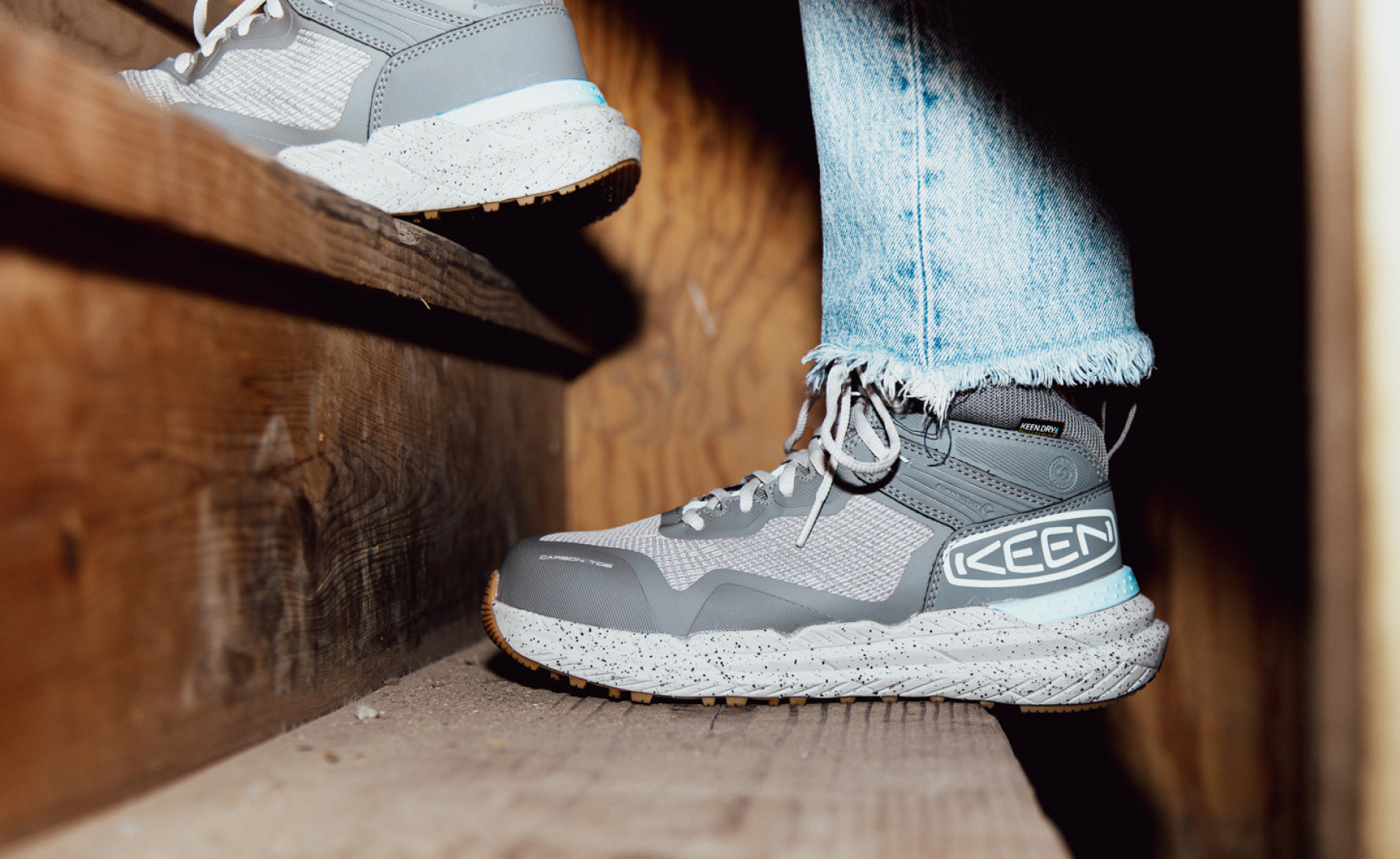 Keen | Women's Synchro Waterproof Work Boot (Carbon Toe) Steel Grey/Gum