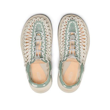 Keen Online | Women's UNEEK Sneaker Lily Pad/Peach Fuzz