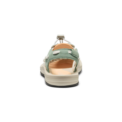 Keen Online | Women's UNEEK Sneaker Lily Pad/Peach Fuzz
