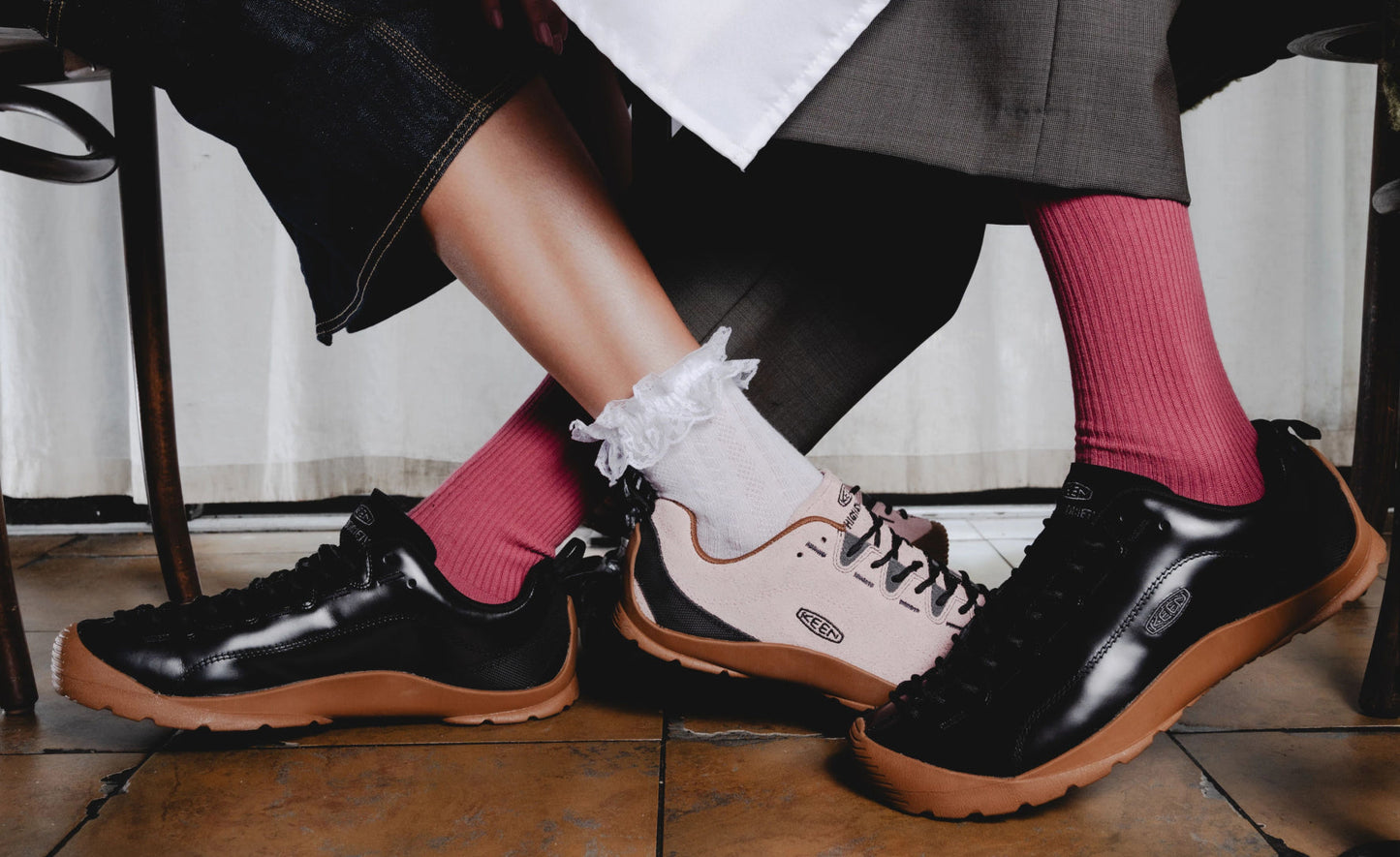 Keen Outlet | Women's Jasper Sneaker x Highsnobiety Pink/Gum