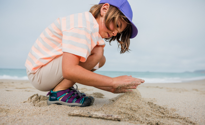 Keen | Big Kids' Newport Boundless Sandal Black/Precious Blue